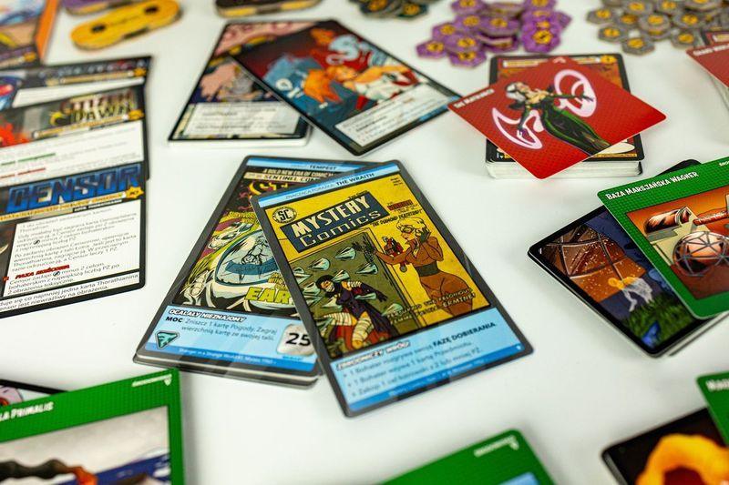 Sentinels of the Multiverse - Angry Boardgamer